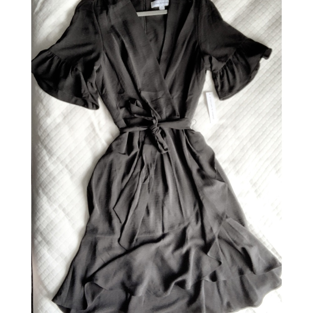 Emma and Michele black wrap front tie dress sz 16